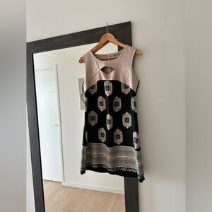 Sleeveless Black & Blush Patterned A-Line Dress